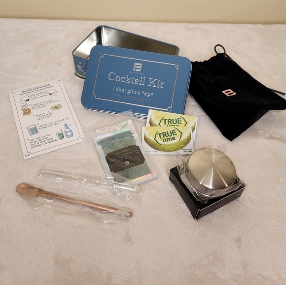 Don't Give a Sip Mini Cocktail Kit - Picture 2 of 11